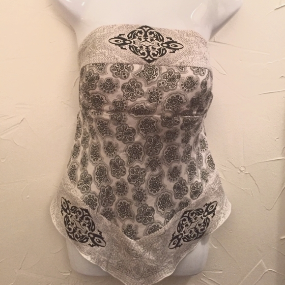 White House Black Market Strapless Sexy Summer Top - Picture 1 of 3